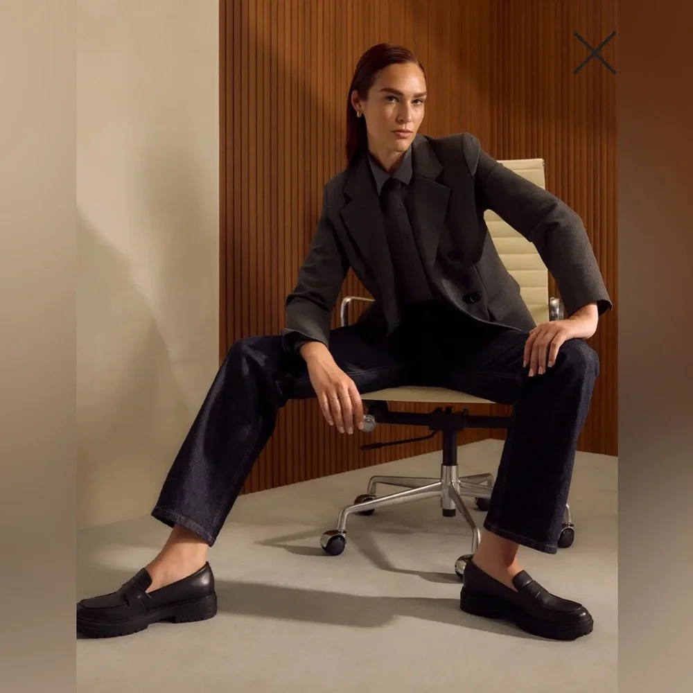 NIB Quince Italian Leather Lug Sole Loafer Black Size Women's 10 - Picture 12 of 13